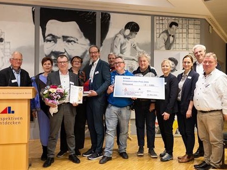 Matthias Lösch gewinnt Annedore-Leber-Preis 2025 